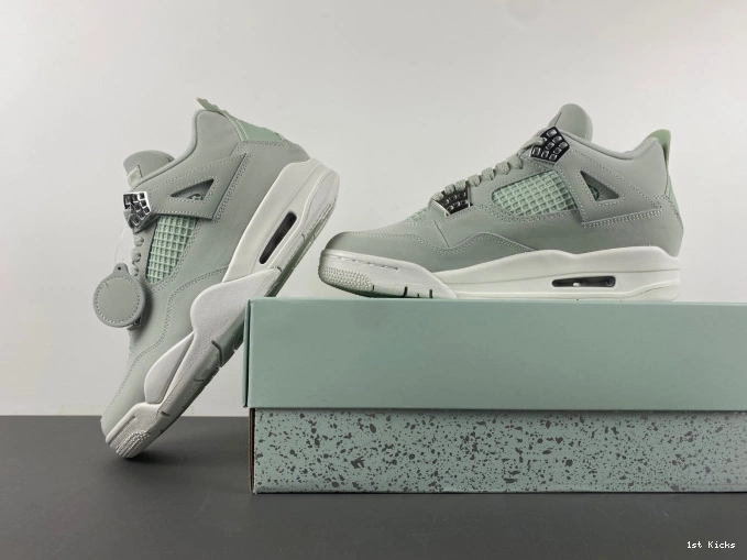 Air 4 HV0823-003 Seafoam (W) Jordan 0808